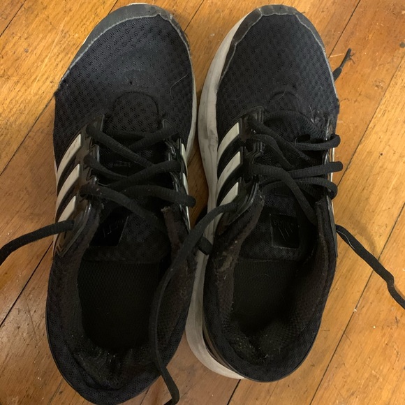 WOMENS ADIDAS RUNNING SHOE - Picture 2 of 6